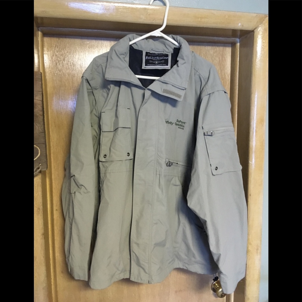 2X men’s Field and Stream tan coat w/mesh lining
